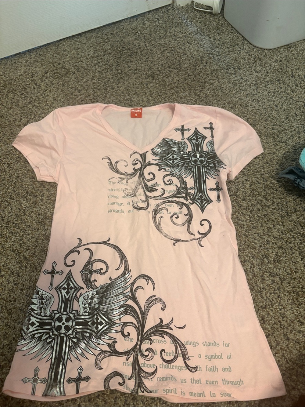 Apt. 9 Pink V-Neck Short Sleeve Tee with Cross & Wing Graphic